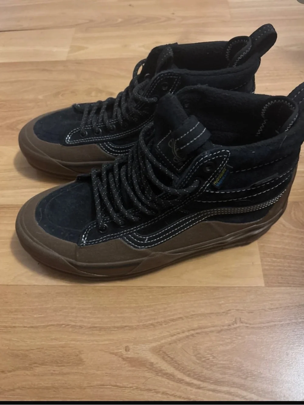 NWOT | Vans | Sk8-Hi MTE-2 Dip |
